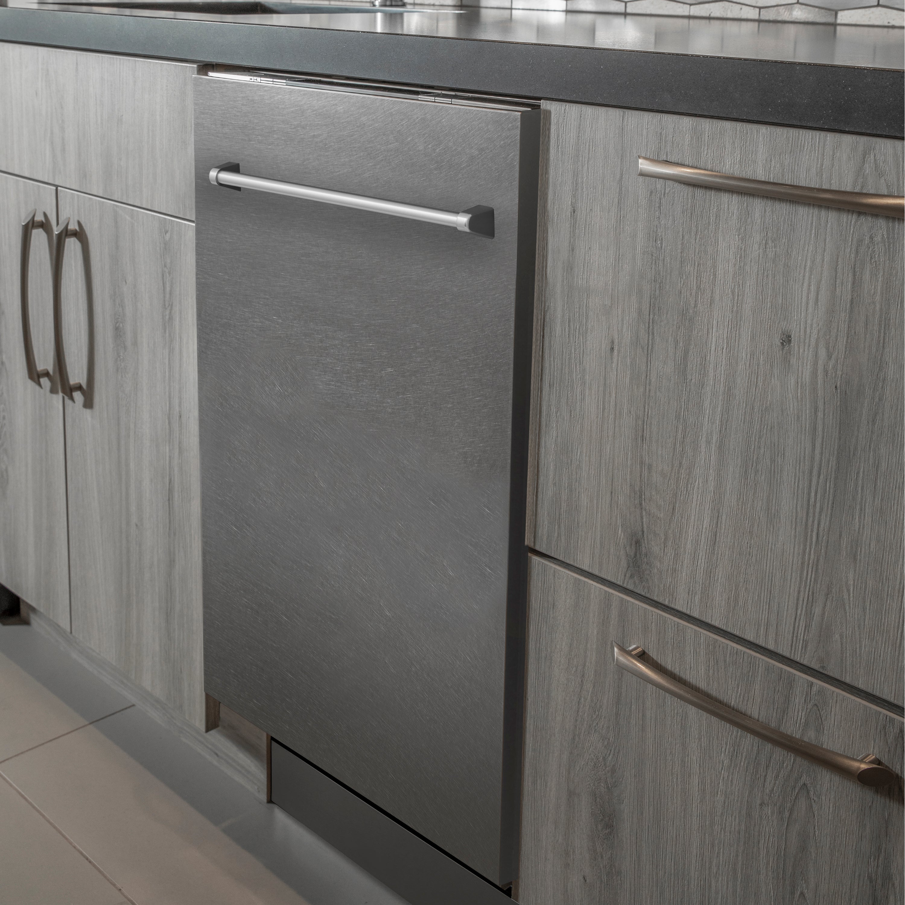 ZLINE 24" Top Control Built-In Dishwasher with Satin Stainless Steel Panel and Stainless Steel Tub with Traditional Style Handle, 52dBa, DW-SN-H-24