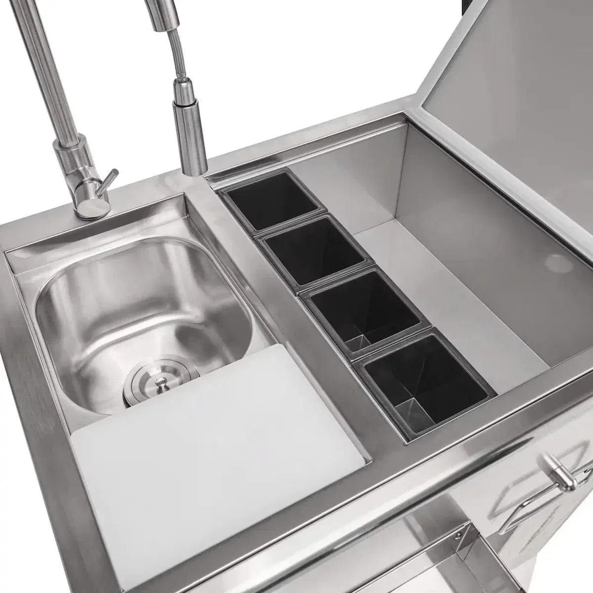 Coyote 30" Refreshment Center