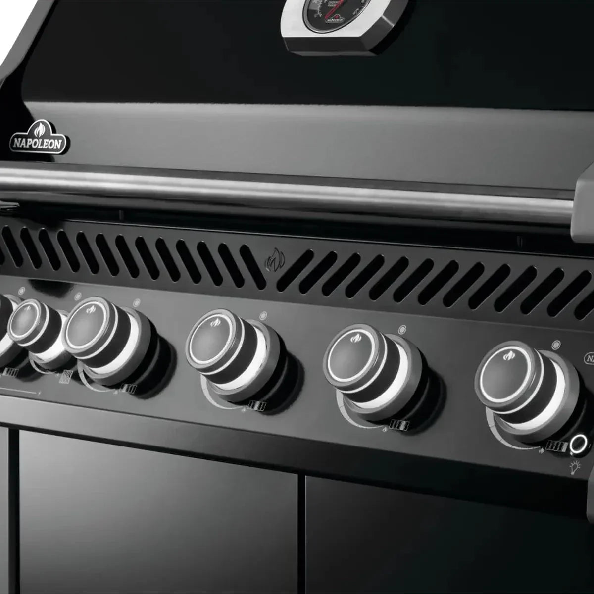 Napoleon Rogue PRO 625 Gas BBQ Grill with Infrared Side Burner
