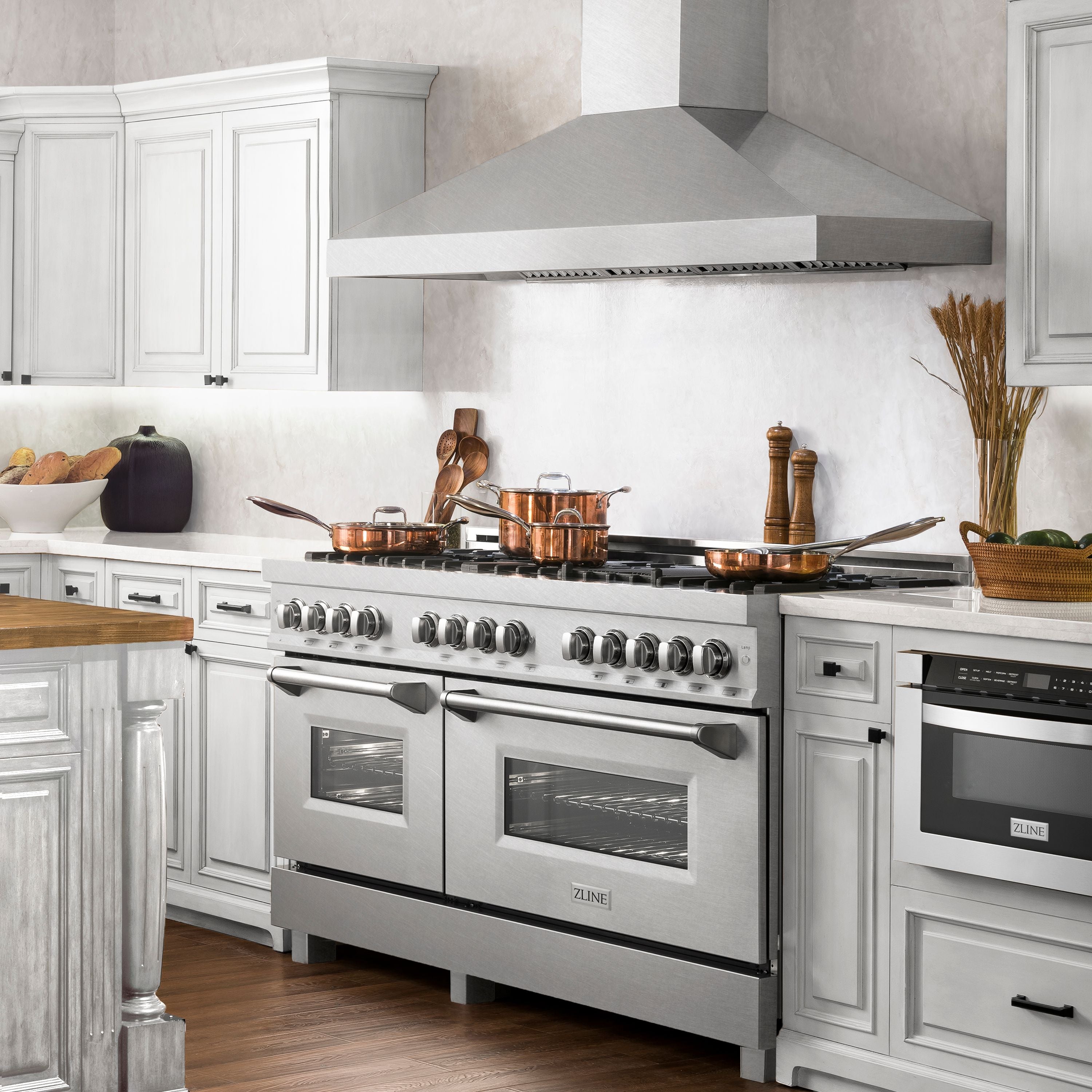 ZLINE 60 in. Legacy Dual Fuel Range with 8 Brass Burners, Gas Cooktop, Double Electric Convection Ovens (7.4 cu. ft.), Satin Stainless (RAS-SN-BR-60)