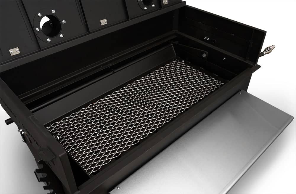 Yoder Smokers 24x36 Flat Top Adjustable Charcoal Grill on Competition Cart