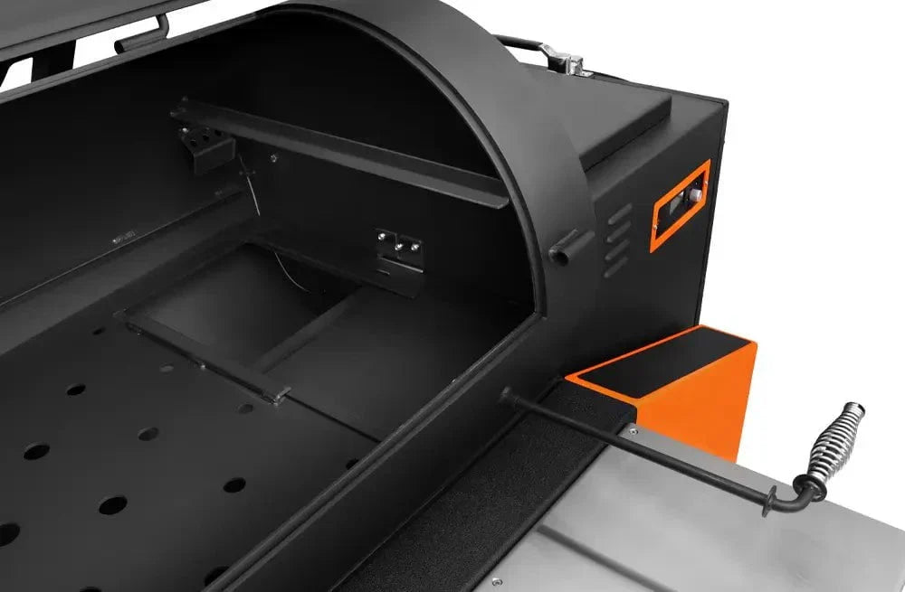 Yoder Smokers Cimarron S Pellet Smoker on a Competition Cart