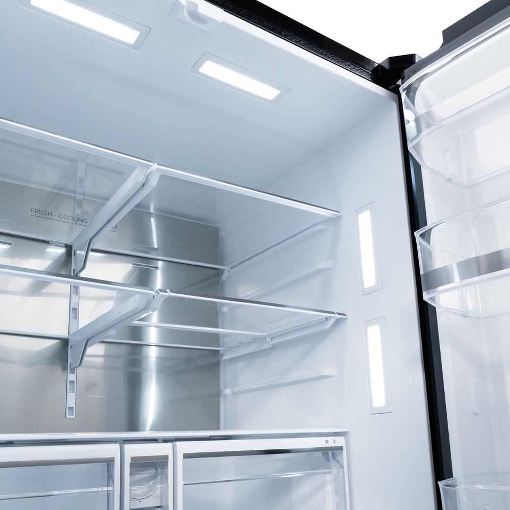 ZLINE 36 in. French Door Refrigerator 28.9 cu. ft. Standard-Depth Black Stainless Steel Water Dispenser Dual Ice Maker (RSM-W-36-BS)