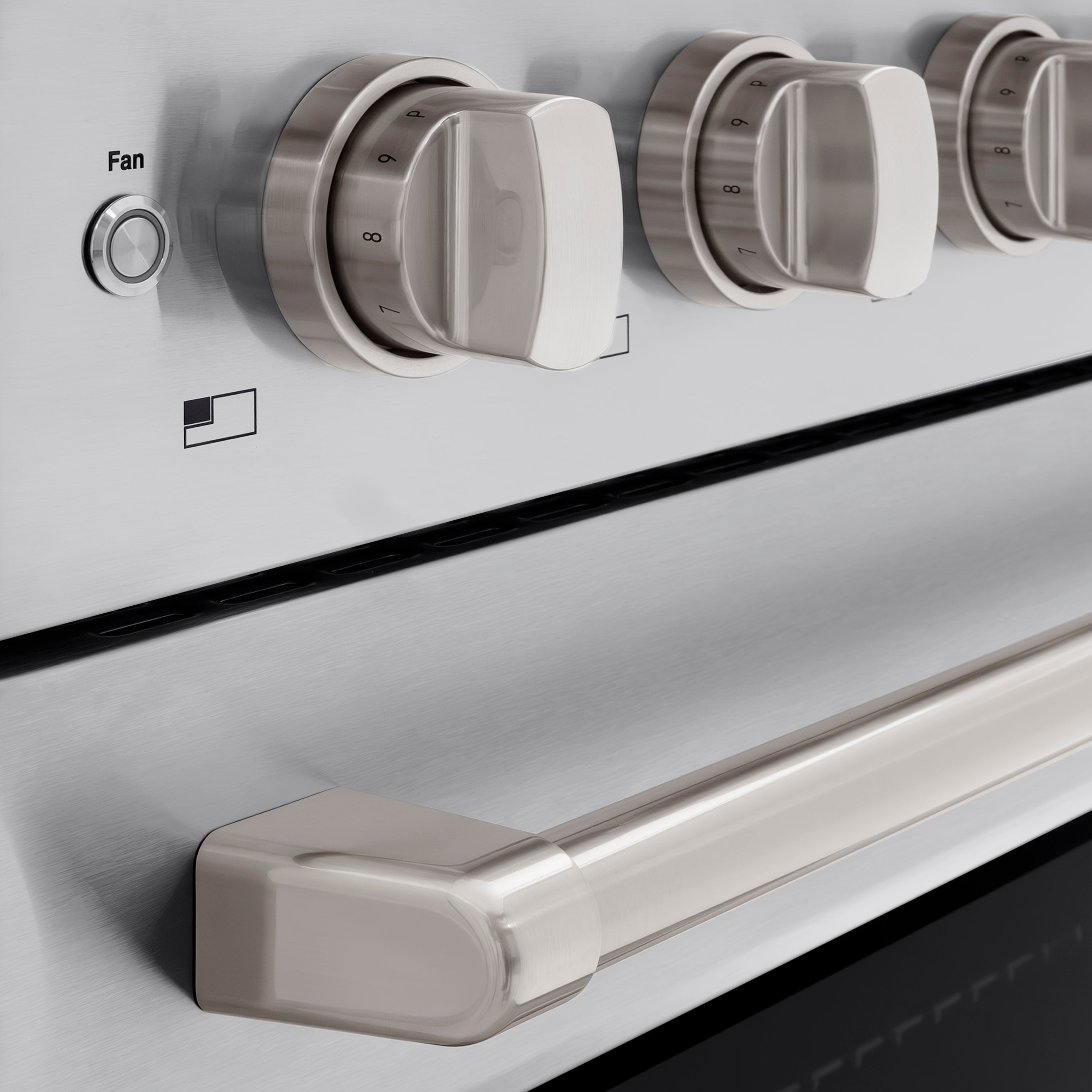 ZLINE 30 in Induction Range 4.2 cu. ft Electric Oven 4 Element Cooktop Satin Stainless Steel (SINRS-30)