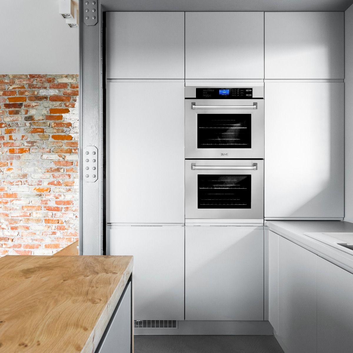 ZLINE Kitchen Appliance Package with 30 in. Stainless Steel Rangetop and 30 in. Double Wall Oven, 2KP-RTAWD30