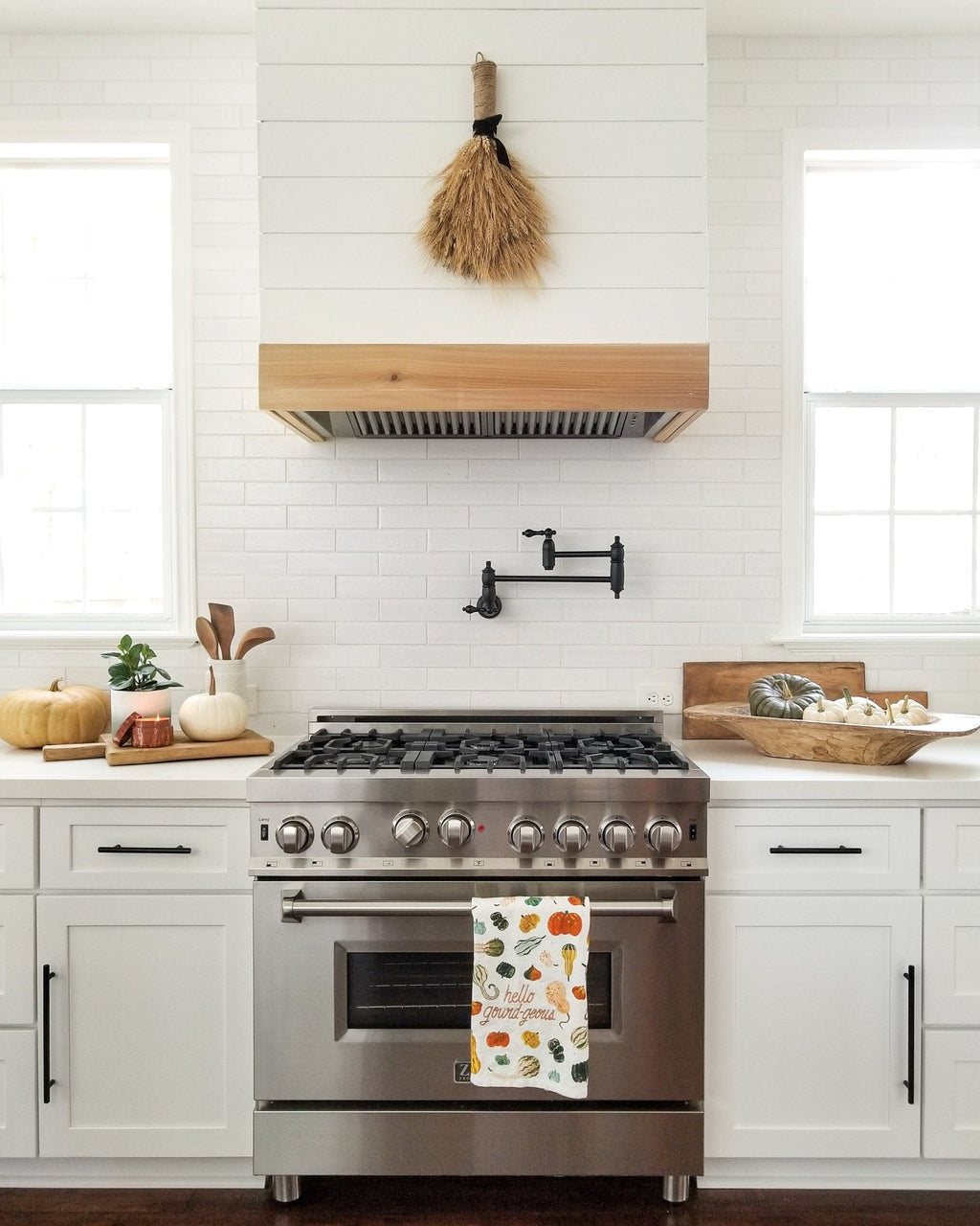 ZLINE 40 in. Outdoor Range Hood Insert, 18 in. Depth, 700 CFM, Stainless Steel (698-304-40)